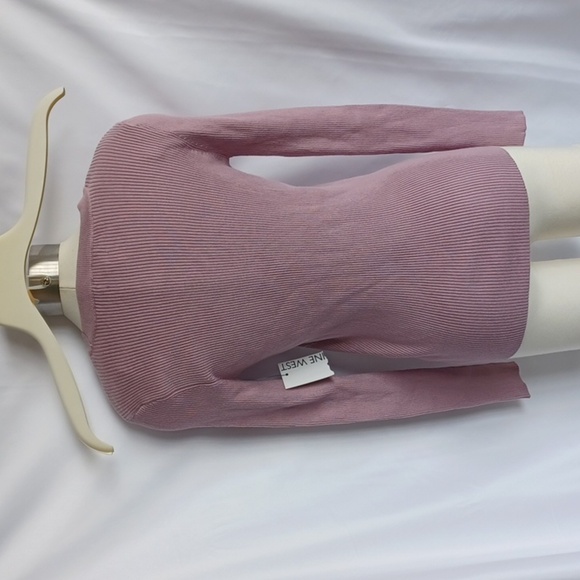 Nine West Rib Crewneck Sweater, Size L Lilac, 19" PTP, 23" L - Picture 4 of 8